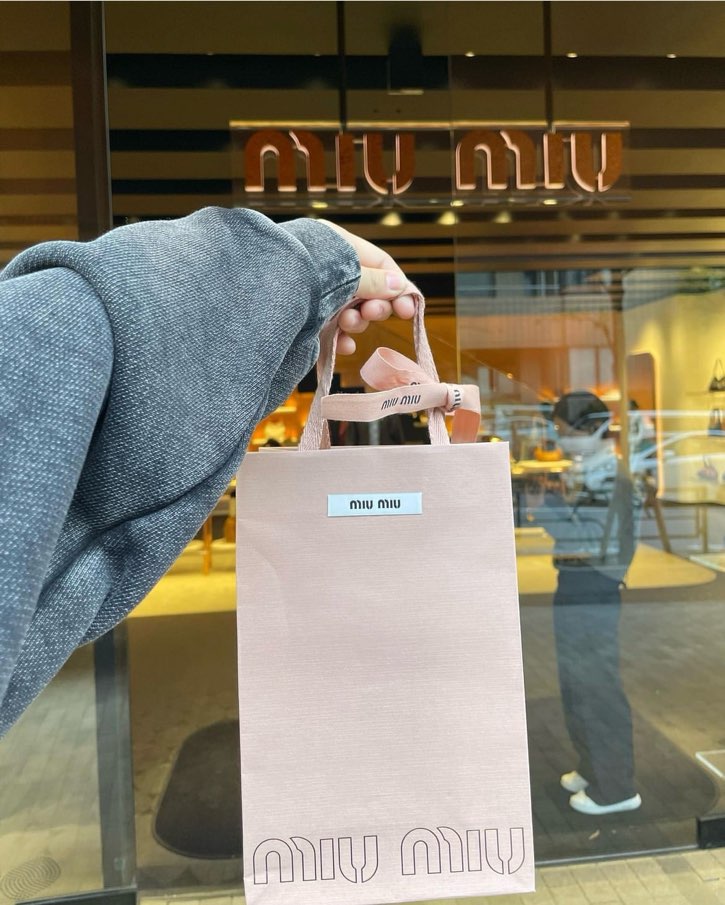 MIUMIU青山店